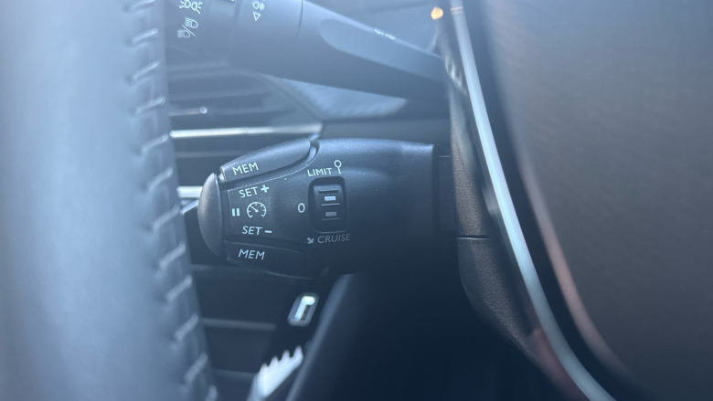 Peugeot 208 1.2 PureTech Active Premium + 5dr Petrol Hatchback